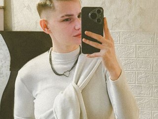 צ'אט וידאו ארוטי LindaBryantt
