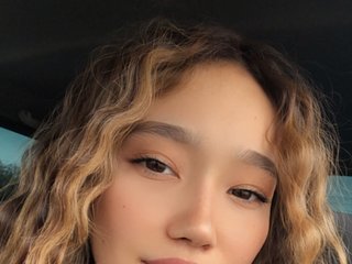 צ'אט וידאו ארוטי LisaHyun