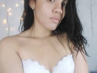 צ'אט וידאו ארוטי lissathomxon