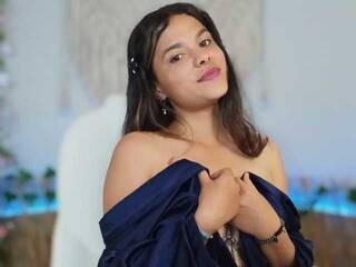 צ'אט וידאו ארוטי little-slut21x