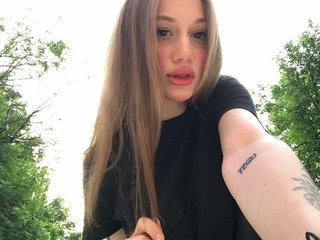 צ'אט וידאו ארוטי little0sigh