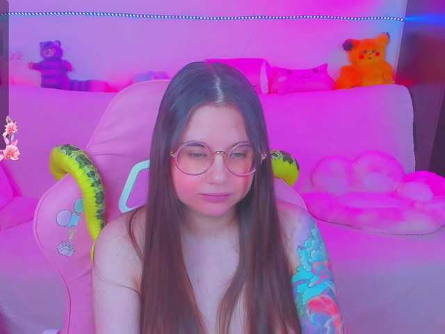 צילומי מסך משודרים LoliSuccub