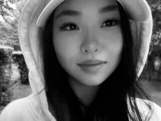 צ'אט וידאו ארוטי LittleSoMing