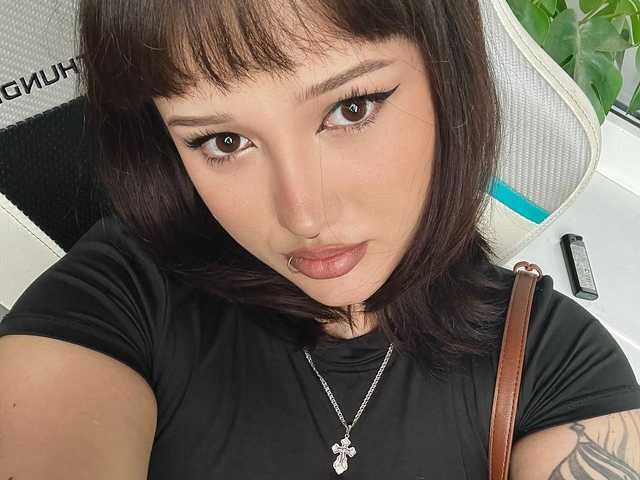 תמונה של הפרופיל littlewetgirl