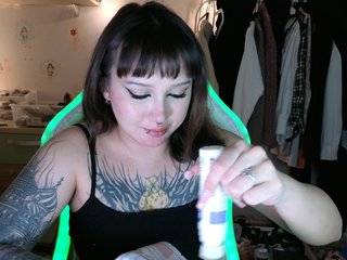 צ'אט וידאו ארוטי littlewetgirl
