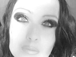 צ'אט וידאו ארוטי xxxliyaxxx