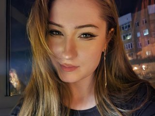 צ'אט וידאו ארוטי LiyaAura