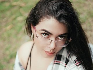צ'אט וידאו ארוטי Lizzie4