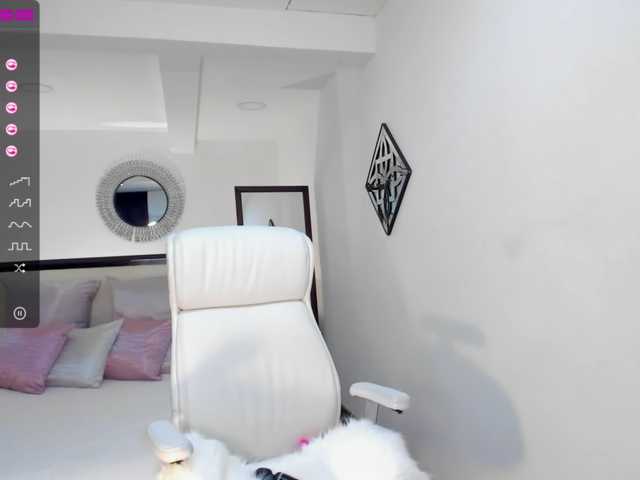 צילומי מסך משודרים LizzTayler