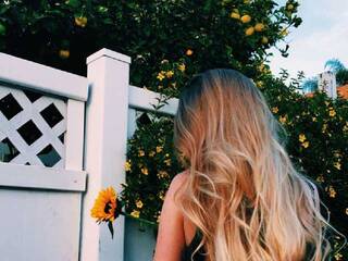 צ'אט וידאו ארוטי lizzy-bee