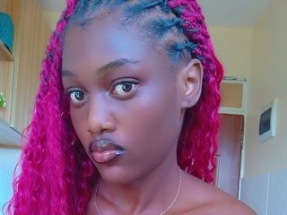 צ'אט וידאו ארוטי Lizzy9