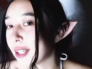 צ'אט וידאו ארוטי lizzykawai