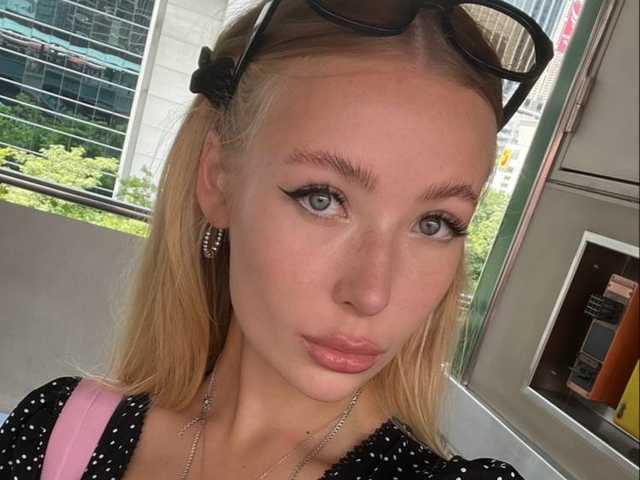 תמונה של הפרופיל lizzyMeoww