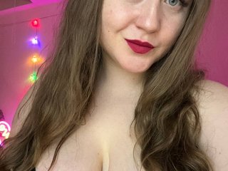 צ'אט וידאו ארוטי LizzyShine