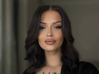 צ'אט וידאו ארוטי LolaFever