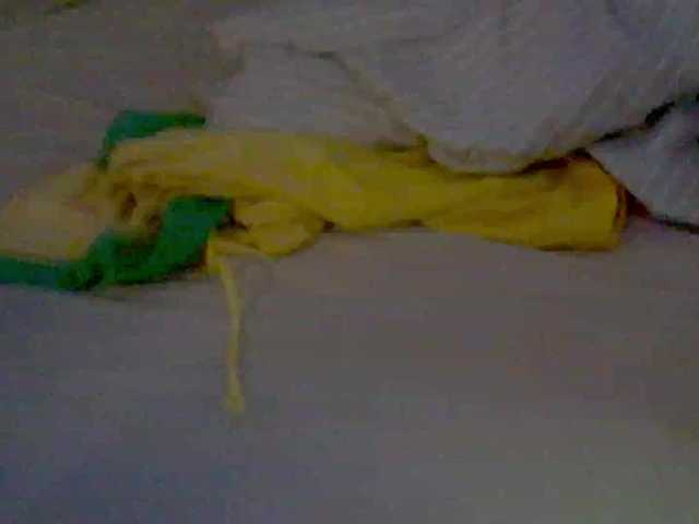 צילומי מסך משודרים LolaAlex