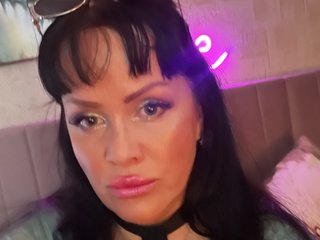 צ'אט וידאו ארוטי Lolaley13