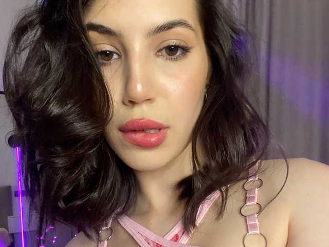 תמונה של הפרופיל LolaTeaseX
