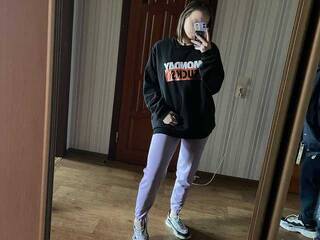 צ'אט וידאו ארוטי Loloskaa1