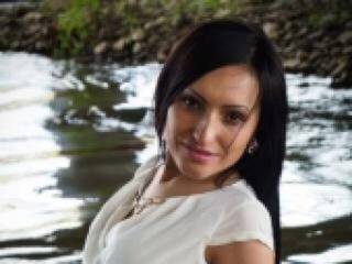 צ'אט וידאו ארוטי loracanella