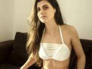 צ'אט וידאו ארוטי lorayne