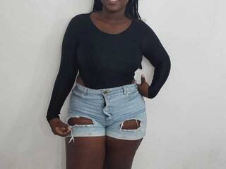 צ'אט וידאו ארוטי LorenaSaenz