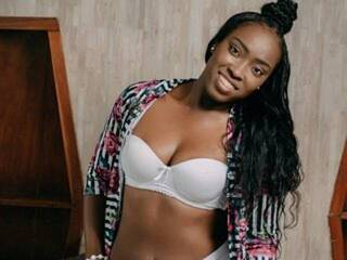 צ'אט וידאו ארוטי loriebauer