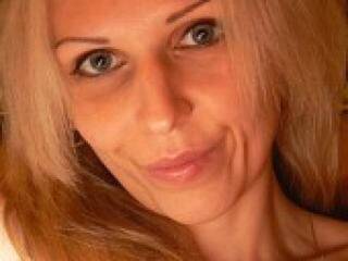 צ'אט וידאו ארוטי lorrrein