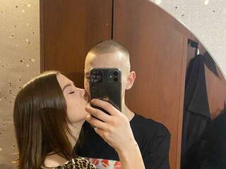 צ'אט וידאו ארוטי love--stories