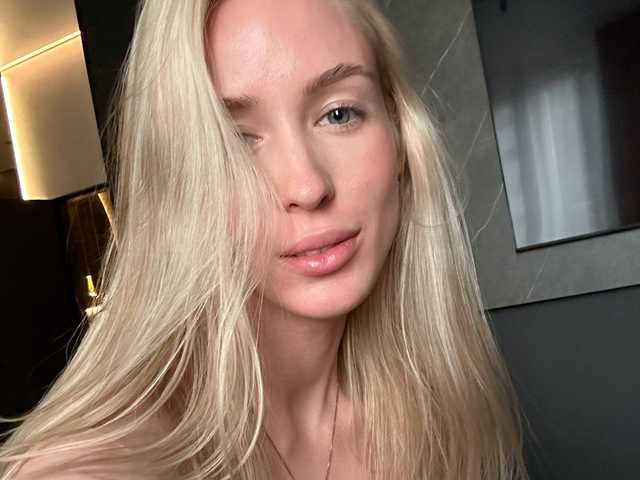 תמונה של הפרופיל Lovely-Olivia