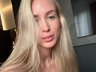 צ'אט וידאו ארוטי Lovely-Olivia