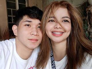 צ'אט וידאו ארוטי LovelyAngelss