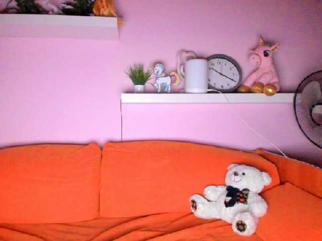 צילומי מסך משודרים LoveMeLuvMe