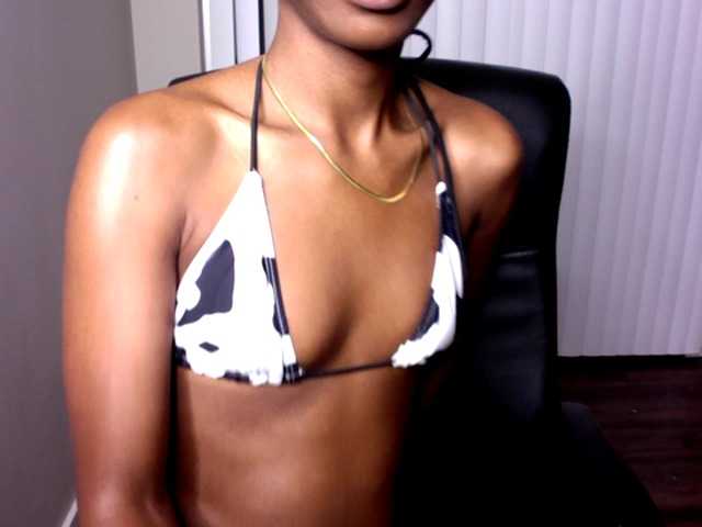 תמונות LovingNina Sweet Ebony . Small Tits with Puffy Nipples 8=TO PM. 25=BEND OVER. 55=FLASH TITS. 250=FLASH ASS HOLE .192=GET NUDE.288=FLASH EVERY HOLE