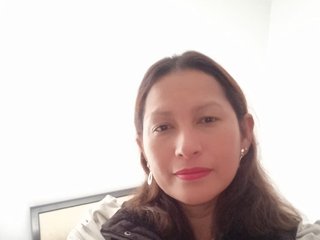 צ'אט וידאו ארוטי Luciana79