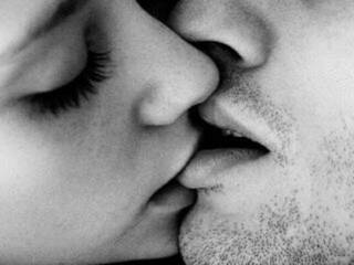 צ'אט וידאו ארוטי Lucim