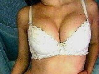 צ'אט וידאו ארוטי luckysweety