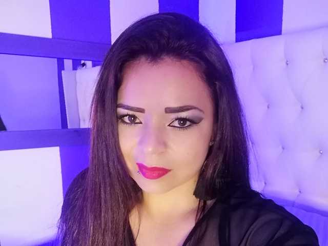 תמונה של הפרופיל lucy-hot1