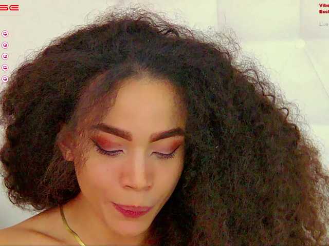צילומי מסך משודרים Lucy-Lou