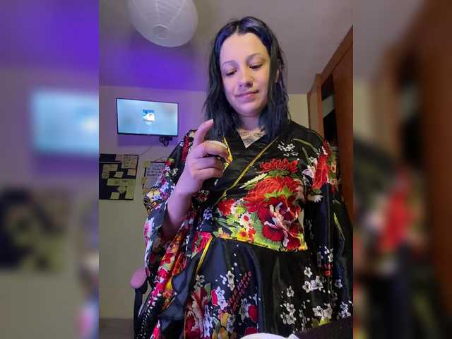 צילומי מסך משודרים Lucybluish