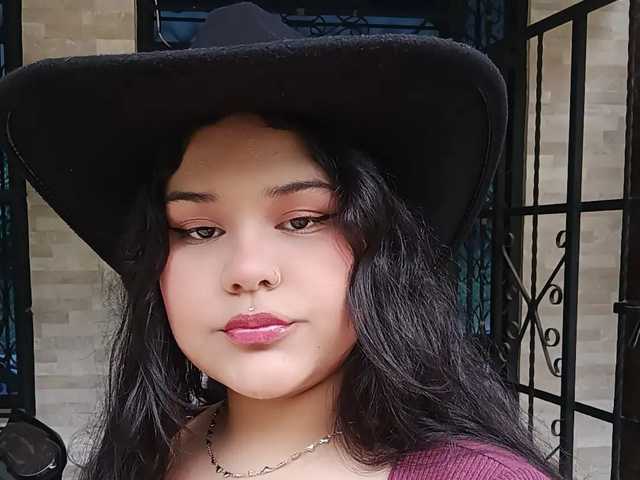 תמונה של הפרופיל LucyColleen
