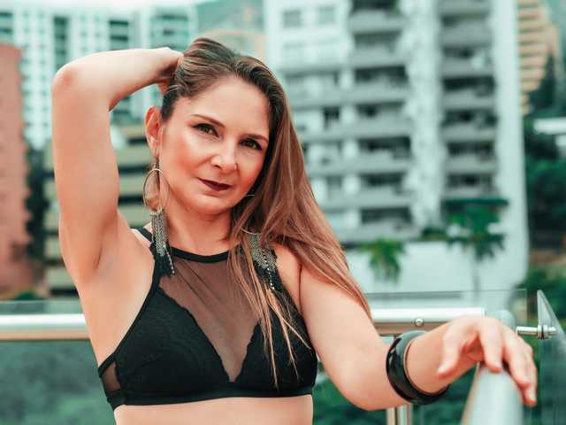 תמונה של הפרופיל LucyRuiz1