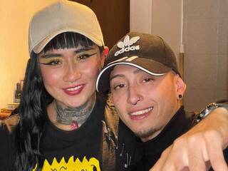 צ'אט וידאו ארוטי LucyyTiago