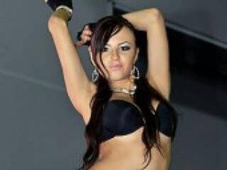 צ'אט וידאו ארוטי luisabelle