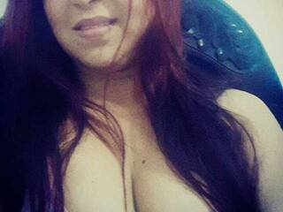 צ'אט וידאו ארוטי lunah-69