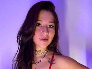 צ'אט וידאו ארוטי Lunap02