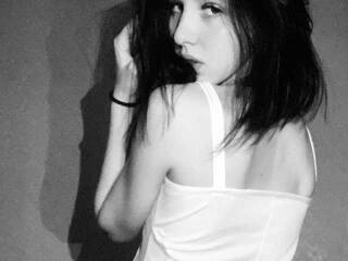 צ'אט וידאו ארוטי LunarXXX