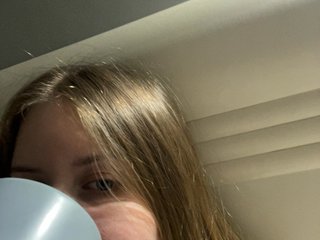 צ'אט וידאו ארוטי LUCKILYGIRL