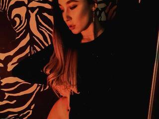 צ'אט וידאו ארוטי LuxxurydiamonD