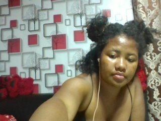 צ'אט וידאו ארוטי LyahGold